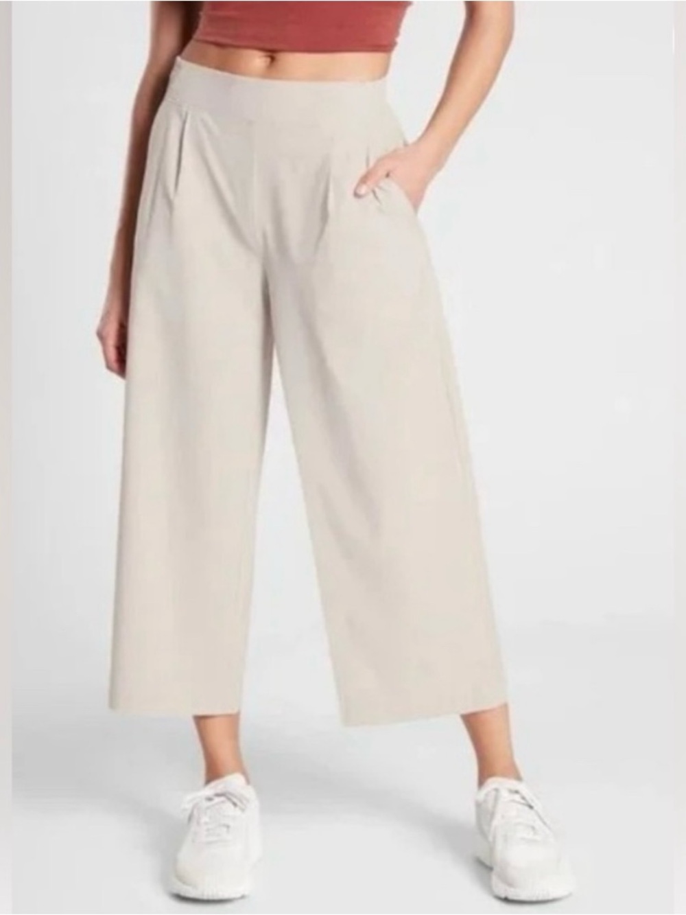 Women’s Athleta Brooklyn Wide Leg Crop Pants Beige Khaki Size 6 NWOT